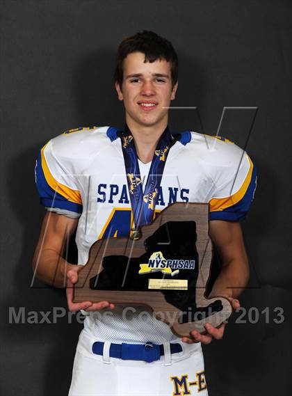 Thumbnail 3 in Maine-Endwell Spartans (NYSPHSAA Class B Final Awards) photogallery.