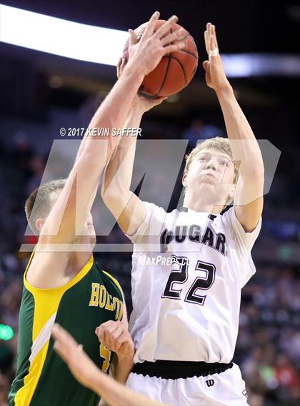 Thumbnail 2 in Holyoke vs. Sedgwick County  (CHSAA 2A Final) photogallery.