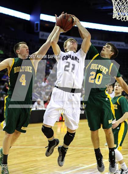 Thumbnail 2 in Holyoke vs. Sedgwick County  (CHSAA 2A Final) photogallery.