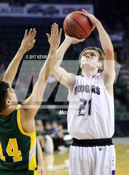 Thumbnail 2 in Holyoke vs. Sedgwick County  (CHSAA 2A Final) photogallery.