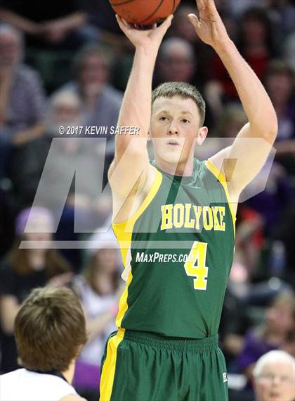 Thumbnail 2 in Holyoke vs. Sedgwick County  (CHSAA 2A Final) photogallery.