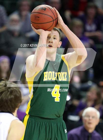 Thumbnail 1 in Holyoke vs. Sedgwick County  (CHSAA 2A Final) photogallery.