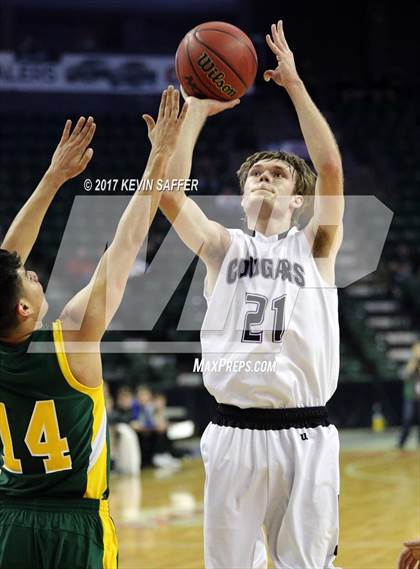 Thumbnail 3 in Holyoke vs. Sedgwick County  (CHSAA 2A Final) photogallery.