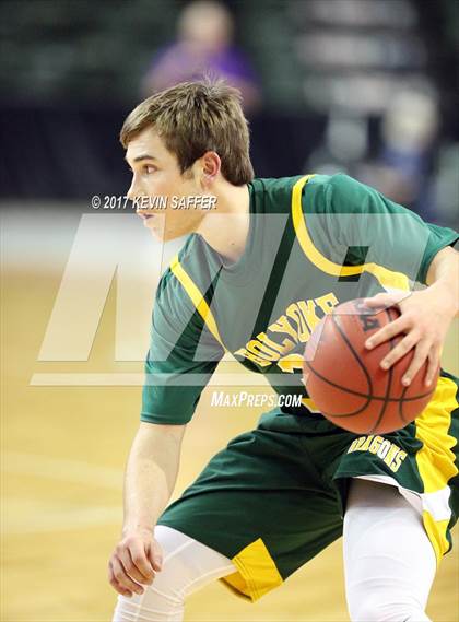 Thumbnail 2 in Holyoke vs. Sedgwick County  (CHSAA 2A Final) photogallery.