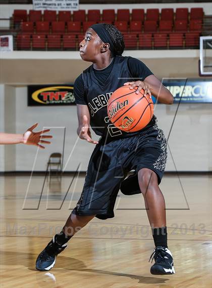 Thumbnail 1 in Cleburne vs. Rider (Fantasy of Lights Tournament) photogallery.