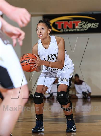 Thumbnail 3 in Cleburne vs. Rider (Fantasy of Lights Tournament) photogallery.