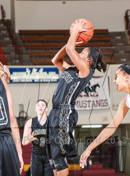 Thumbnail 1 in Cleburne vs. Rider (Fantasy of Lights Tournament) photogallery.