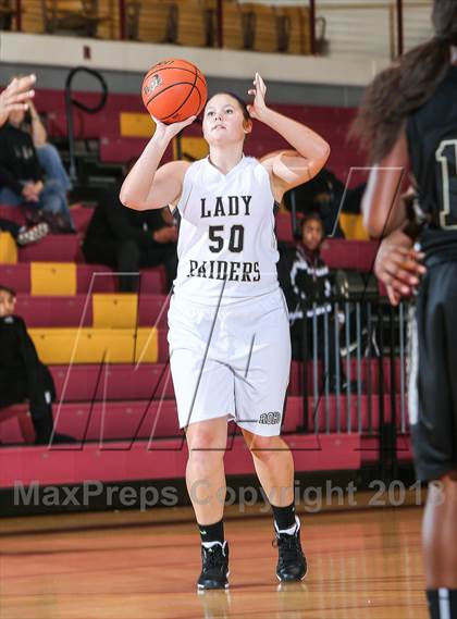 Thumbnail 3 in Cleburne vs. Rider (Fantasy of Lights Tournament) photogallery.