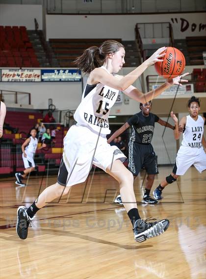 Thumbnail 2 in Cleburne vs. Rider (Fantasy of Lights Tournament) photogallery.