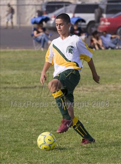 Thumbnail 2 in Los Banos vs. Davis (Spartans Classic) photogallery.