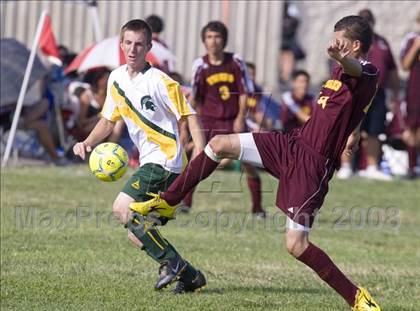 Thumbnail 2 in Los Banos vs. Davis (Spartans Classic) photogallery.