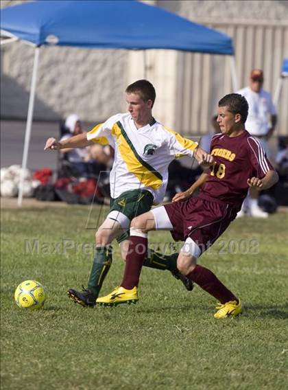 Thumbnail 2 in Los Banos vs. Davis (Spartans Classic) photogallery.