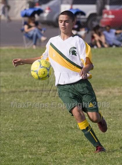 Thumbnail 2 in Los Banos vs. Davis (Spartans Classic) photogallery.