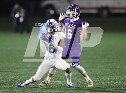 Thumbnail 1 in Pickerington Central vs. St. Xavier (OHSAA D1 Final) photogallery.