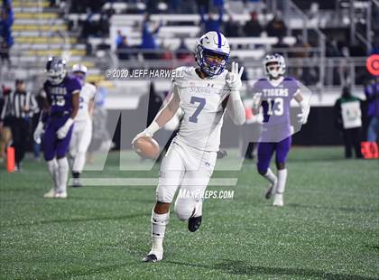 Thumbnail 1 in Pickerington Central vs. St. Xavier (OHSAA D1 Final) photogallery.