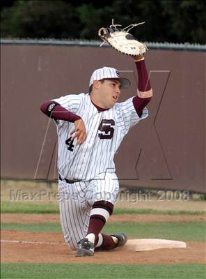 Thumbnail 2 in Valencia vs. Simi Valley (CIF SS Playoffs) photogallery.