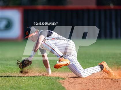 Thumbnail 2 in Zachary @ Catholic photogallery.