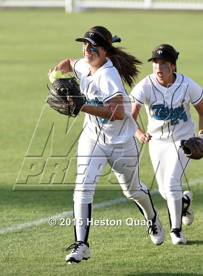 Thumbnail 1 in Grand Terrace vs. La Serna (CIF SS D3 Final) photogallery.
