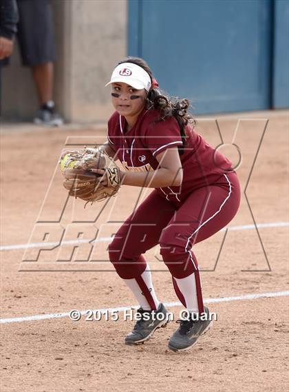 Thumbnail 3 in Grand Terrace vs. La Serna (CIF SS D3 Final) photogallery.