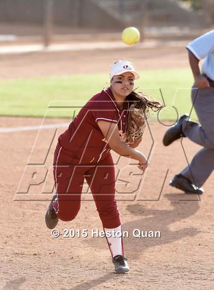 Thumbnail 2 in Grand Terrace vs. La Serna (CIF SS D3 Final) photogallery.