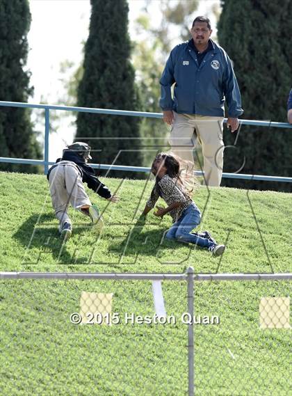 Thumbnail 3 in Grand Terrace vs. La Serna (CIF SS D3 Final) photogallery.