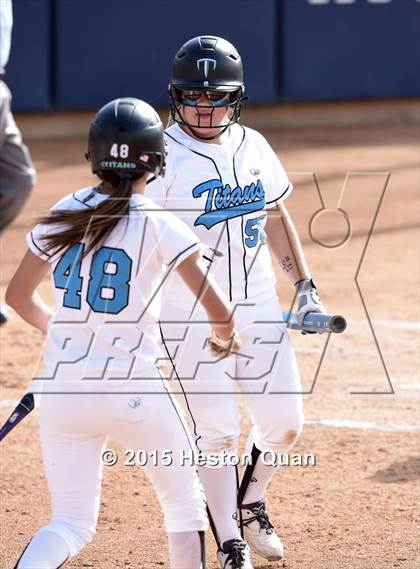 Thumbnail 2 in Grand Terrace vs. La Serna (CIF SS D3 Final) photogallery.
