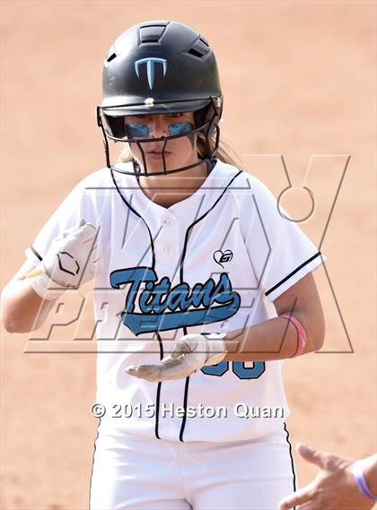 Thumbnail 2 in Grand Terrace vs. La Serna (CIF SS D3 Final) photogallery.
