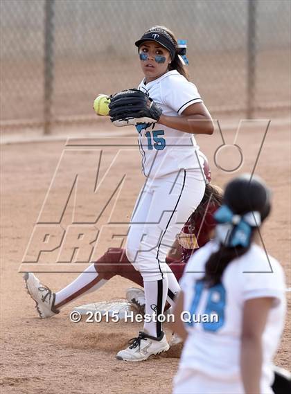 Thumbnail 3 in Grand Terrace vs. La Serna (CIF SS D3 Final) photogallery.