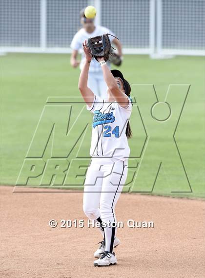 Thumbnail 2 in Grand Terrace vs. La Serna (CIF SS D3 Final) photogallery.