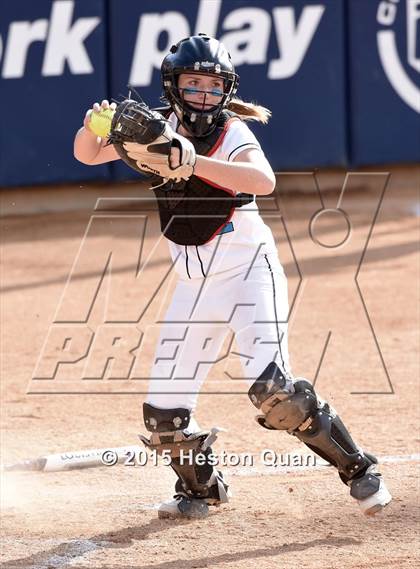 Thumbnail 3 in Grand Terrace vs. La Serna (CIF SS D3 Final) photogallery.