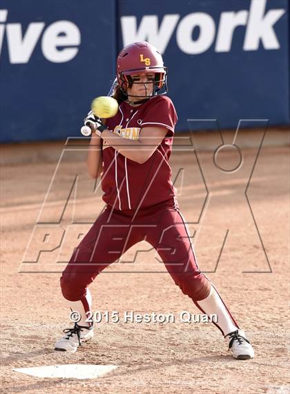 Thumbnail 2 in Grand Terrace vs. La Serna (CIF SS D3 Final) photogallery.