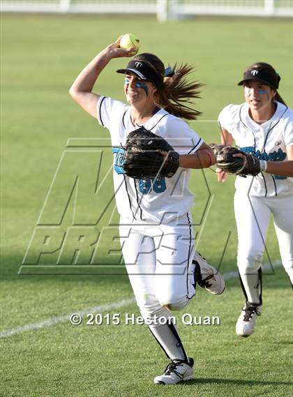 Thumbnail 2 in Grand Terrace vs. La Serna (CIF SS D3 Final) photogallery.