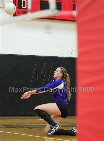 Thumbnail 2 in Cherokee Trail vs. Middle Park (Eaglecrest Invitational) photogallery.