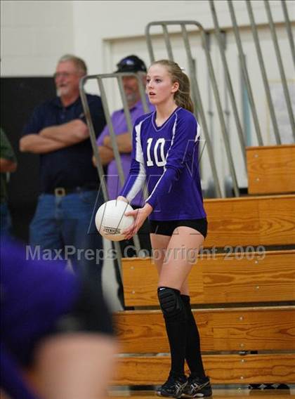 Thumbnail 3 in Cherokee Trail vs. Middle Park (Eaglecrest Invitational) photogallery.