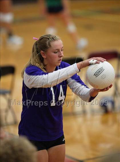 Thumbnail 1 in Cherokee Trail vs. Middle Park (Eaglecrest Invitational) photogallery.