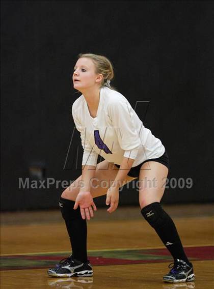 Thumbnail 1 in Cherokee Trail vs. Middle Park (Eaglecrest Invitational) photogallery.