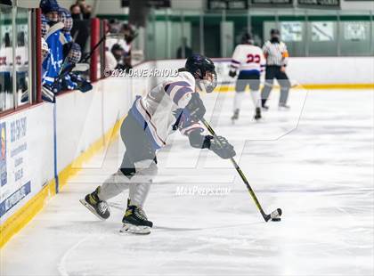 Thumbnail 2 in Merrimack vs Somersworth-Coe-Brown (NHIAA Division 2 Semifinal) photogallery.
