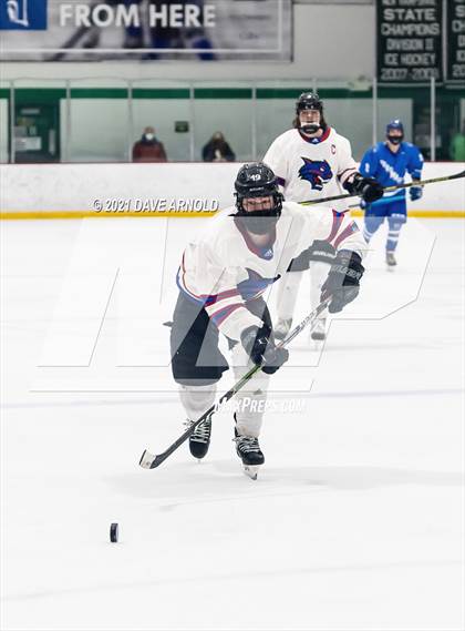 Thumbnail 2 in Merrimack vs Somersworth-Coe-Brown (NHIAA Division 2 Semifinal) photogallery.