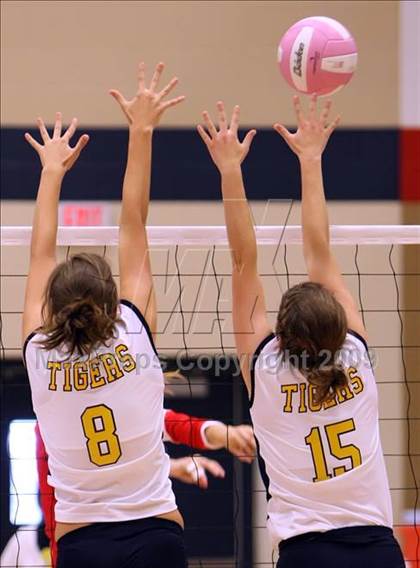 Thumbnail 1 in Langham Creek @ Stony Point (Pearland Volleyball Classic) photogallery.