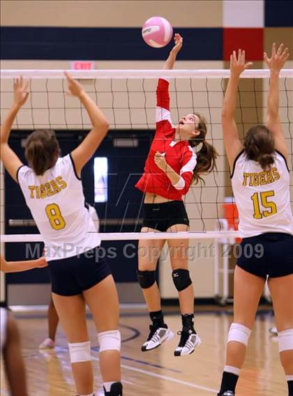 Thumbnail 3 in Langham Creek @ Stony Point (Pearland Volleyball Classic) photogallery.