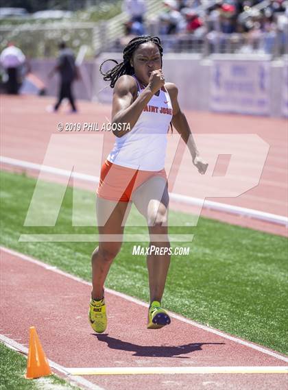 Thumbnail 2 in SS CIF Track & Field Final (Field Events) photogallery.