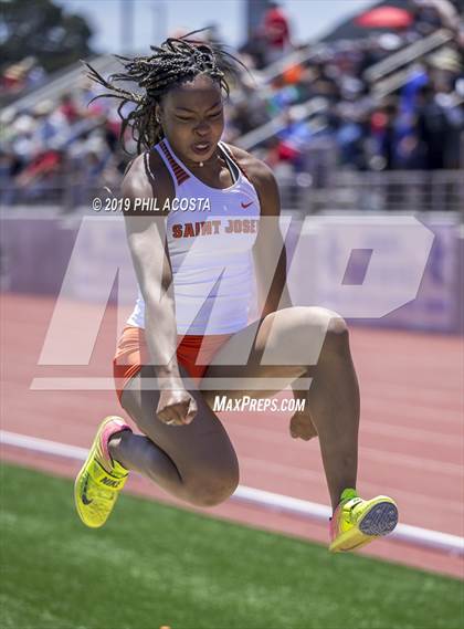Thumbnail 3 in SS CIF Track & Field Final (Field Events) photogallery.