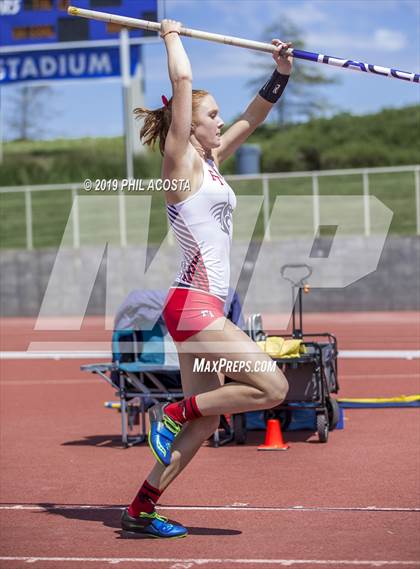 Thumbnail 1 in SS CIF Track & Field Final (Field Events) photogallery.