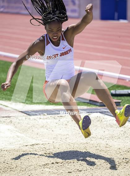 Thumbnail 3 in SS CIF Track & Field Final (Field Events) photogallery.