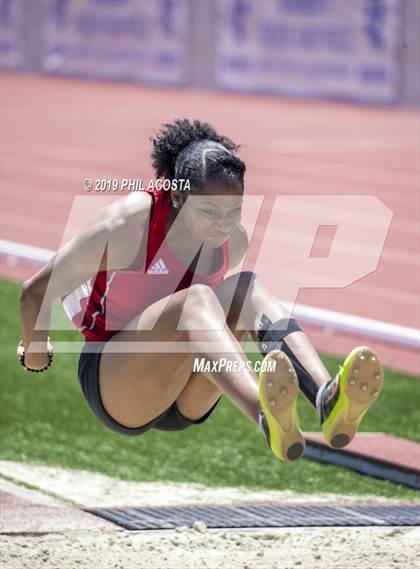 Thumbnail 3 in SS CIF Track & Field Final (Field Events) photogallery.