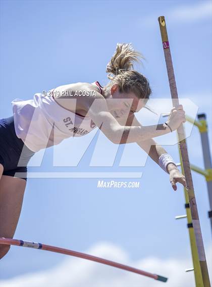 Thumbnail 2 in SS CIF Track & Field Final (Field Events) photogallery.