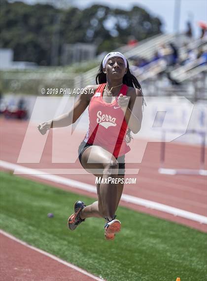 Thumbnail 1 in SS CIF Track & Field Final (Field Events) photogallery.