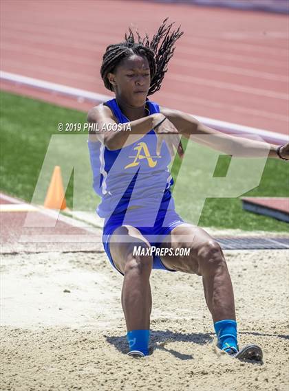 Thumbnail 3 in SS CIF Track & Field Final (Field Events) photogallery.