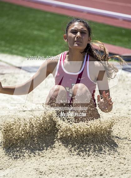 Thumbnail 1 in SS CIF Track & Field Final (Field Events) photogallery.