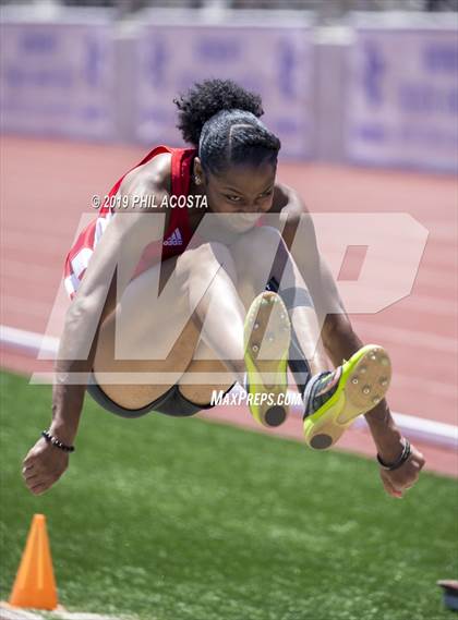 Thumbnail 2 in SS CIF Track & Field Final (Field Events) photogallery.